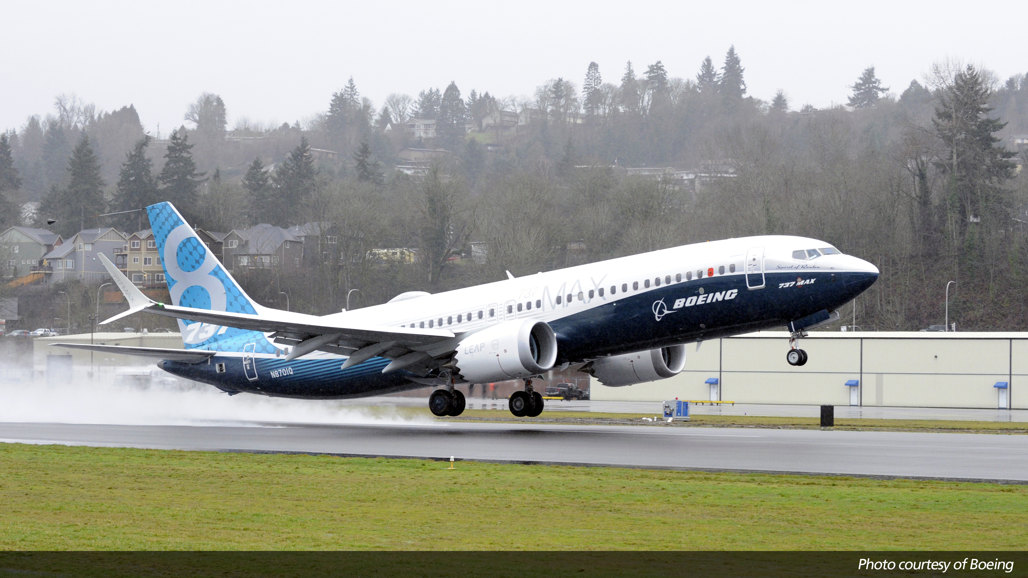 737 MAX 8 First Flight