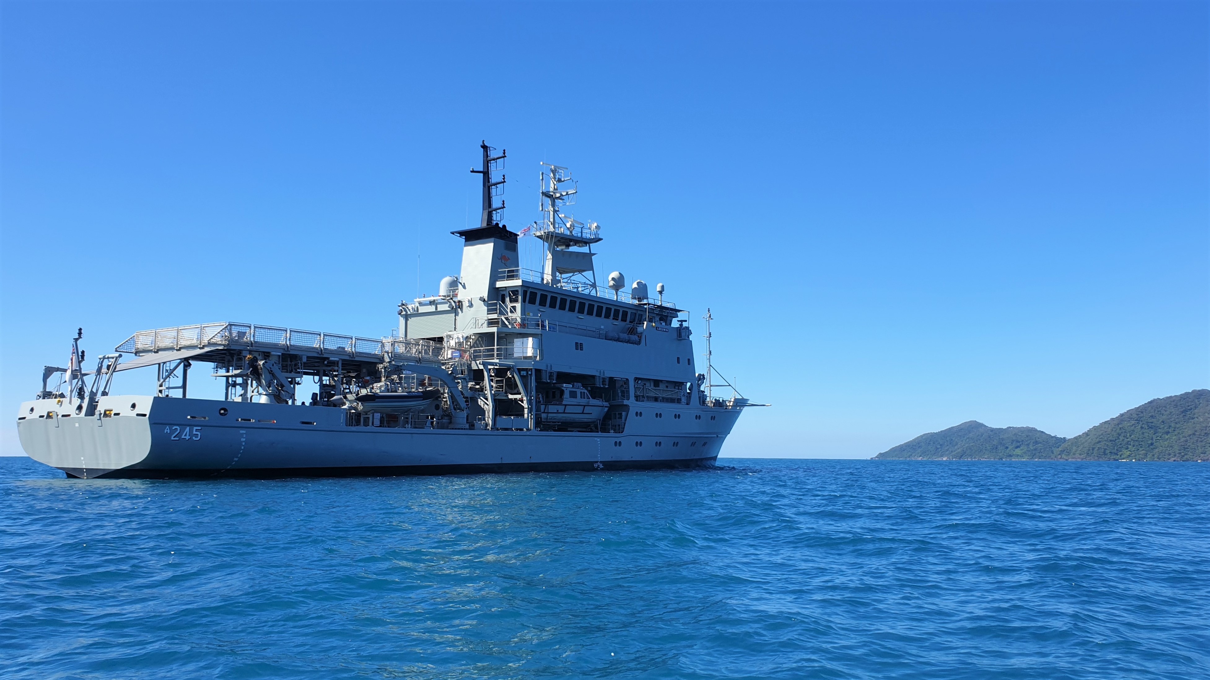 Hydrographic vessel HMAS Leeuwin. Image courtesy Dept. Defence