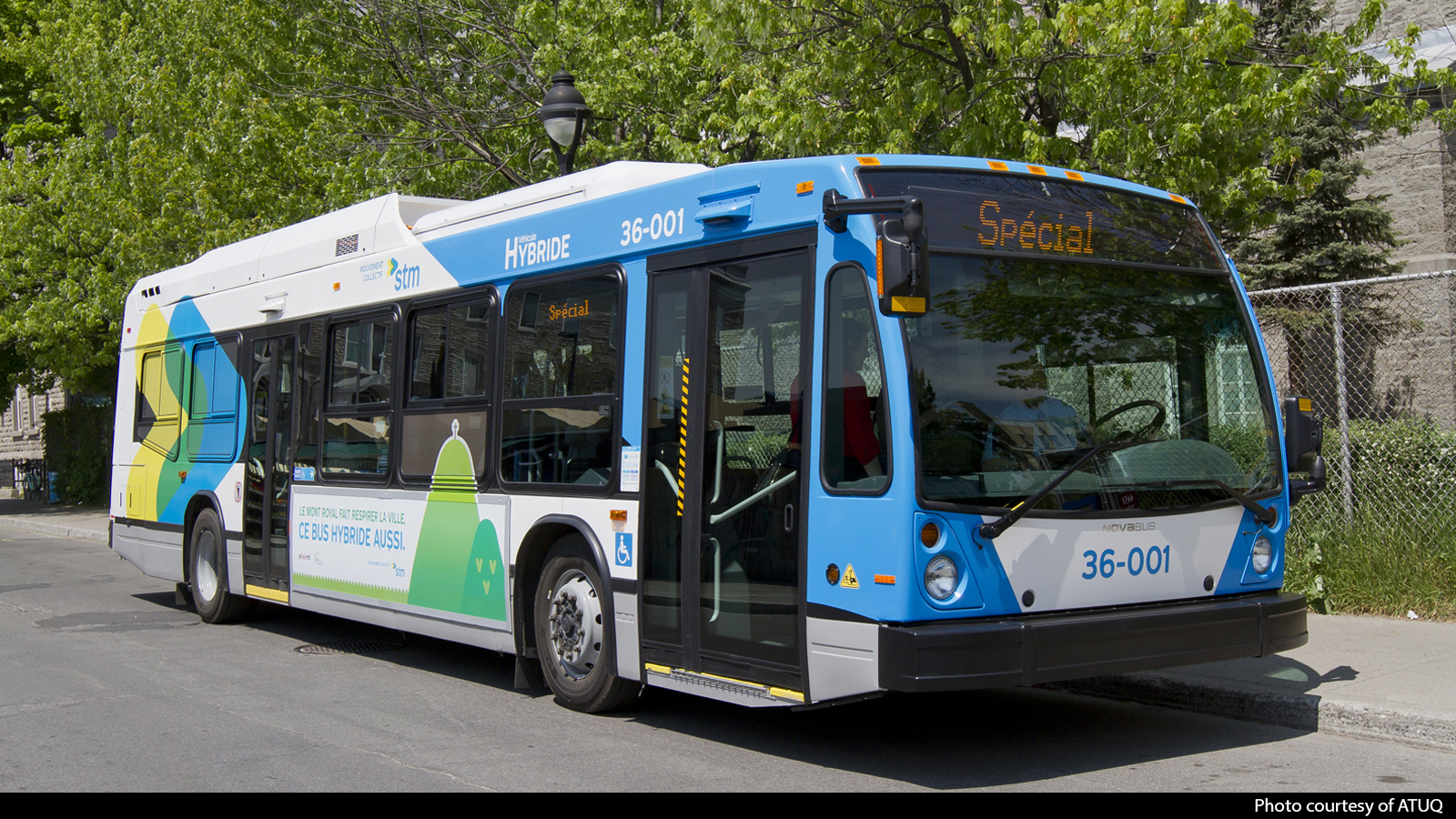Association du Transport Urbain du Quebec (ATUQ) electric-hybrid bus