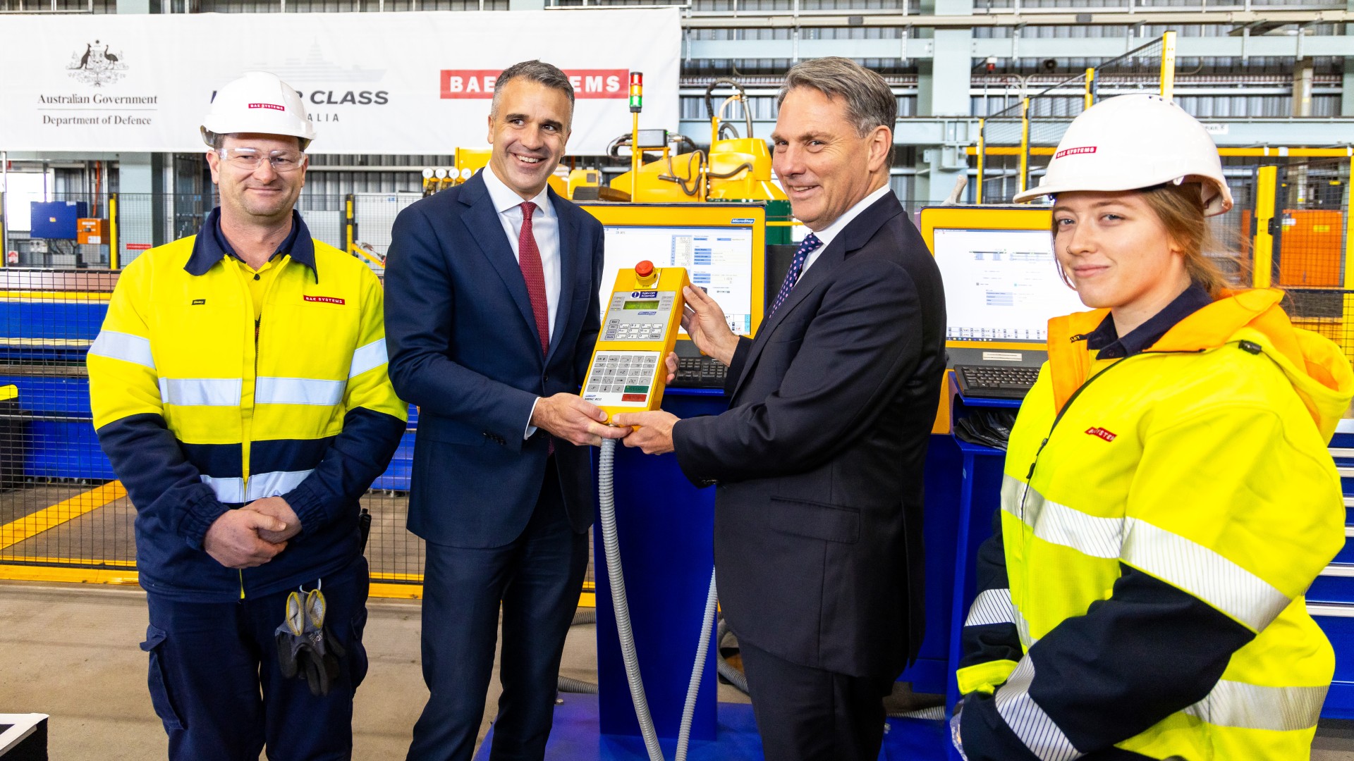 Cut steel on the first Hunter class frigate