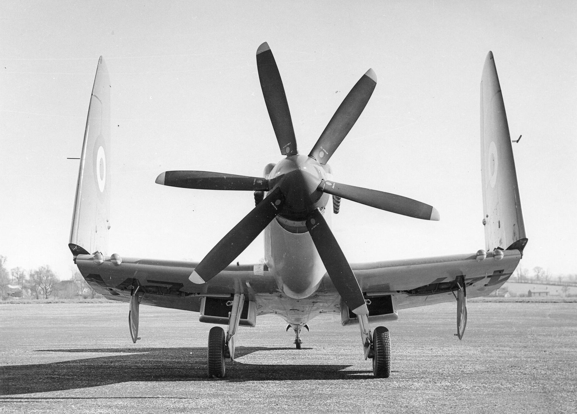 Seafire FR47 VP447 head on view wings folded, 19th December 1948.