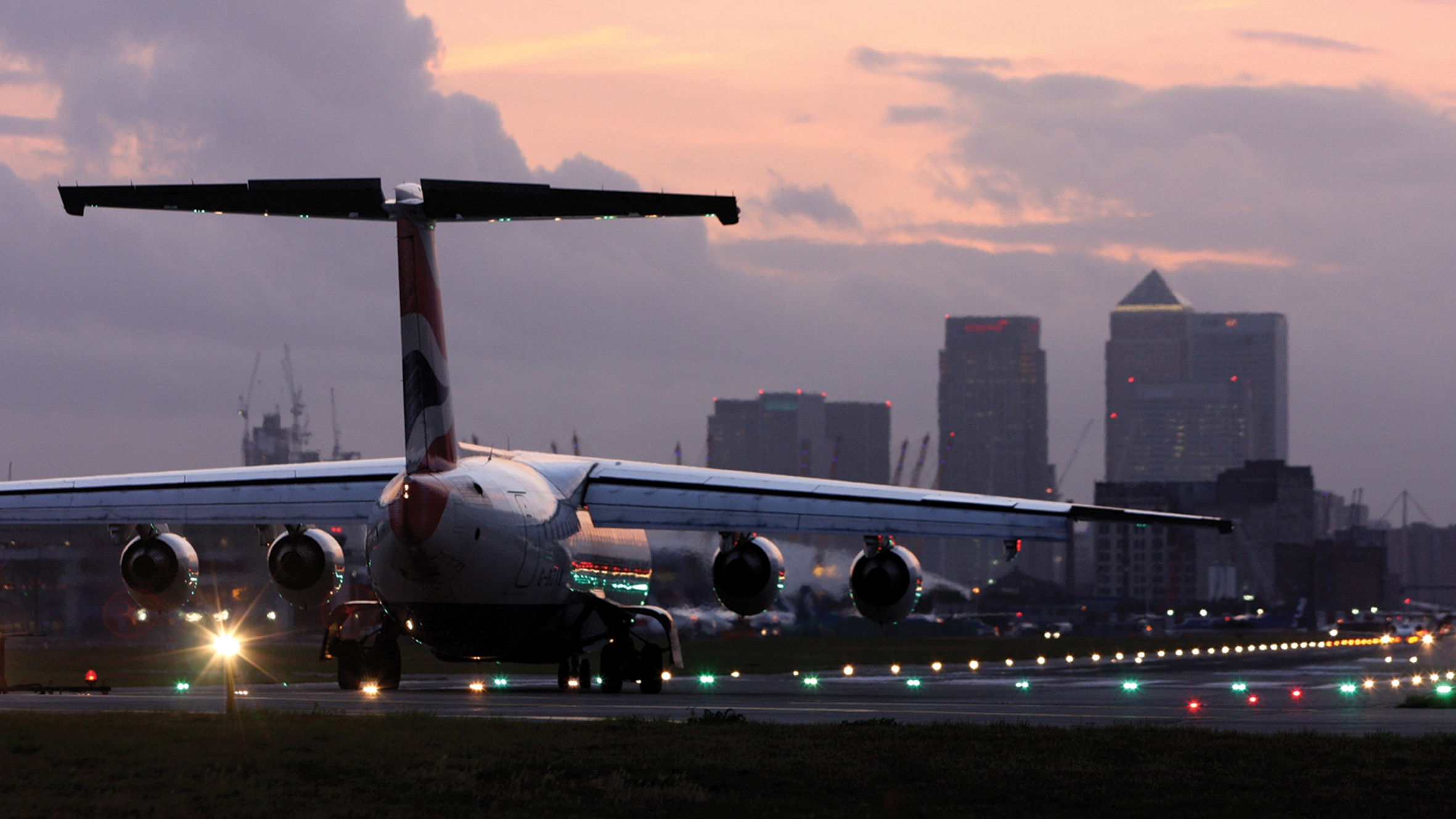 Aircraft taxiing at London City Airport