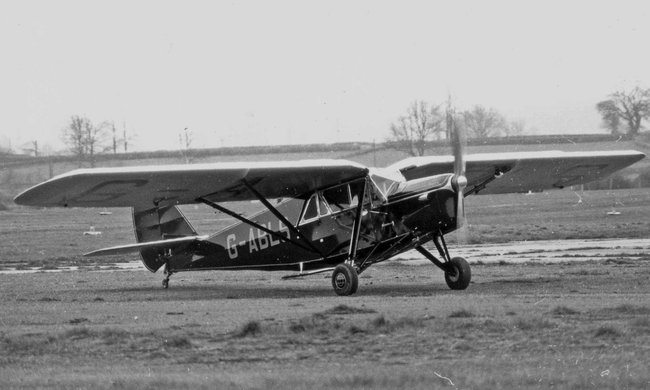 Heritage - DH80A Puss Moth - 001