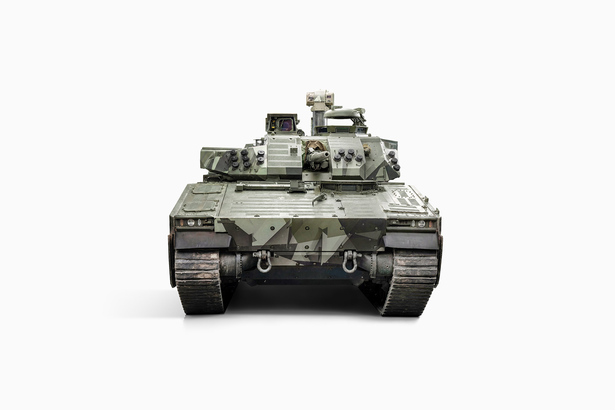 CV90 front view - zoomed-out