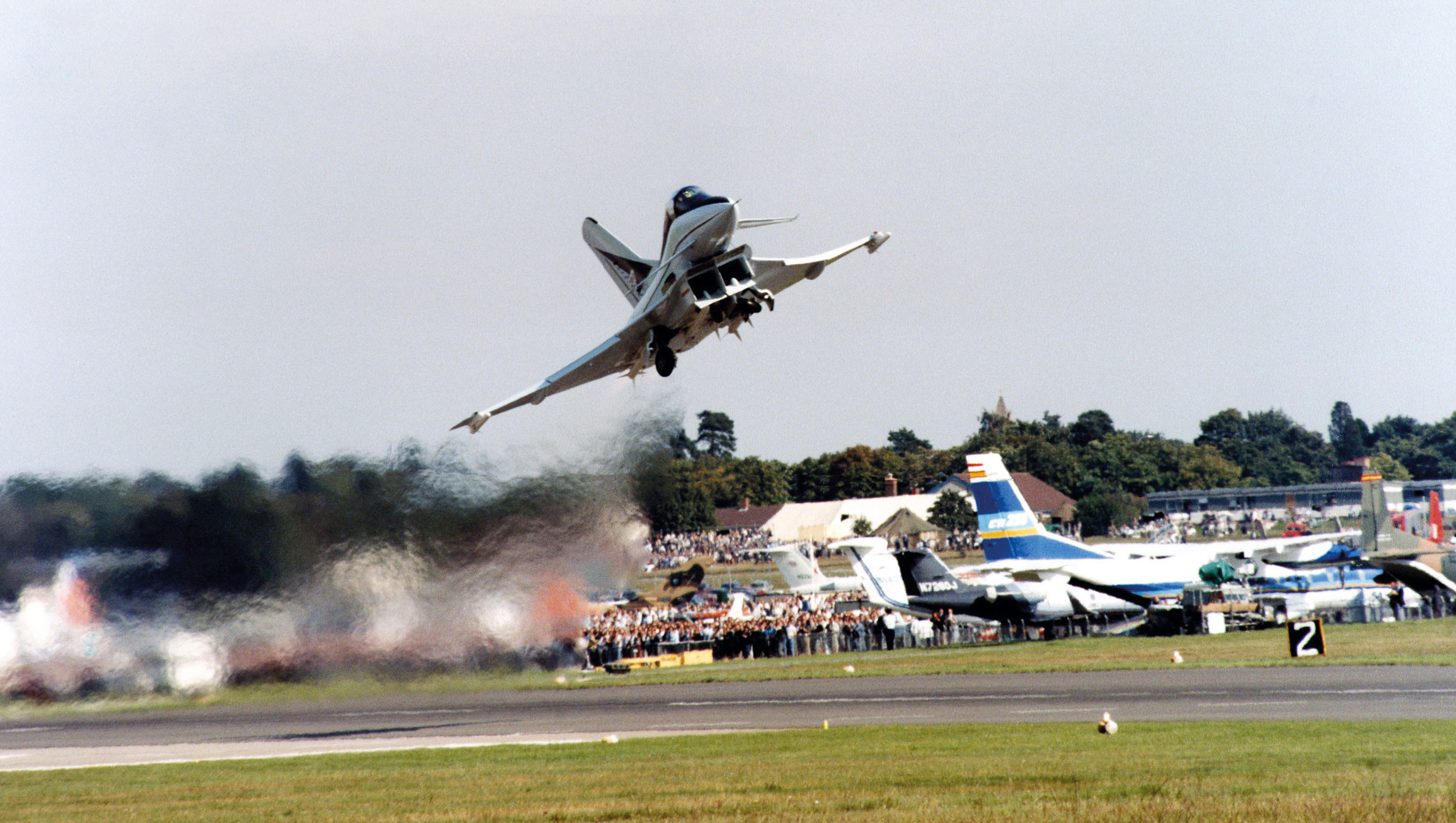 Public debut, Farnborough, September 1986.