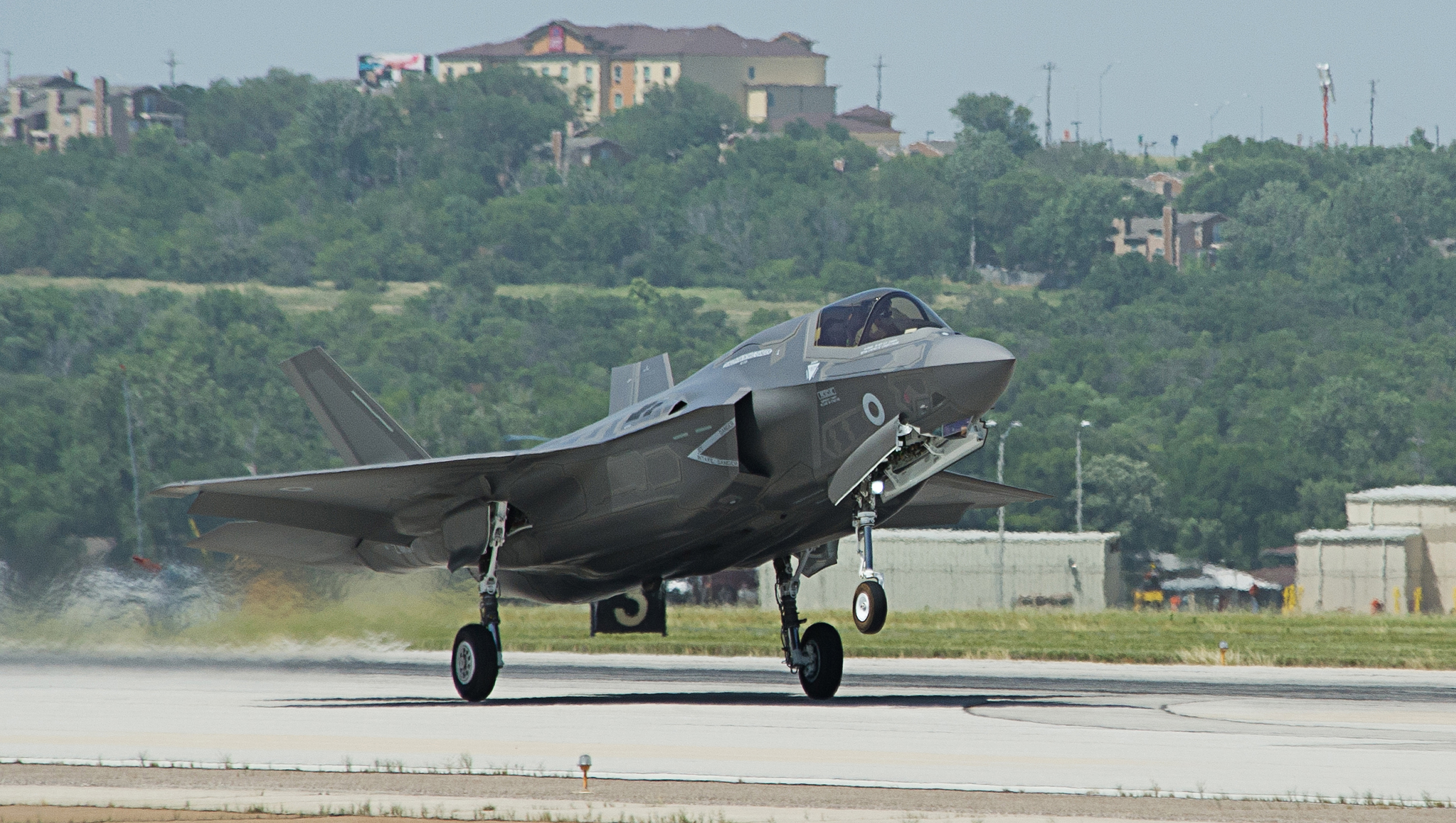 Pilot and maintainer training