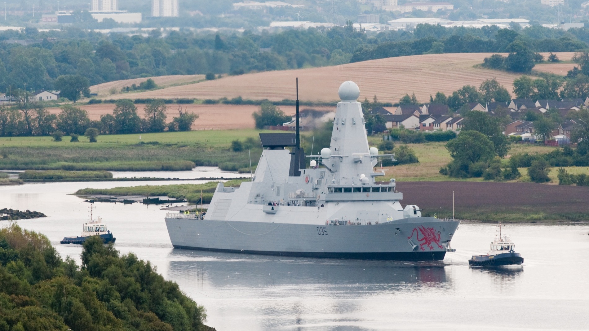 Dragon departs the Clyde