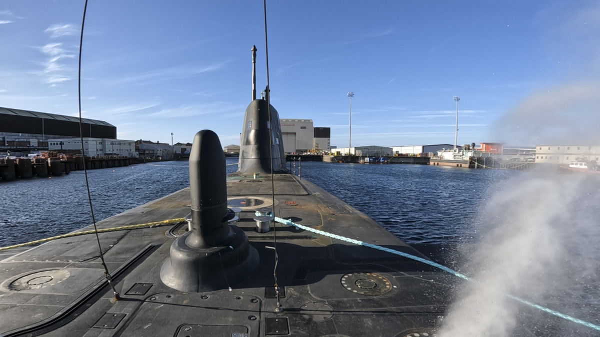 Anson Trim Dive 16x9 Image 1