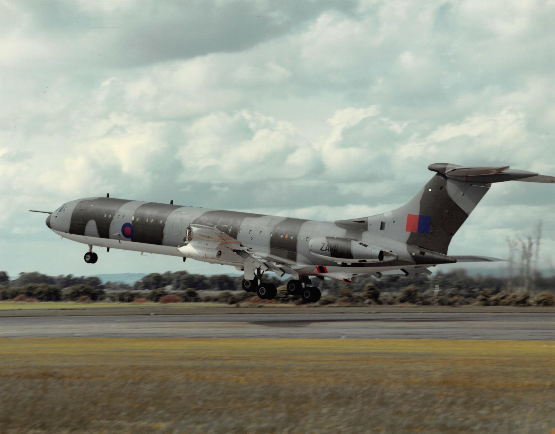 Vickers VC10 K2 - ZA141 - port rear view taking off.