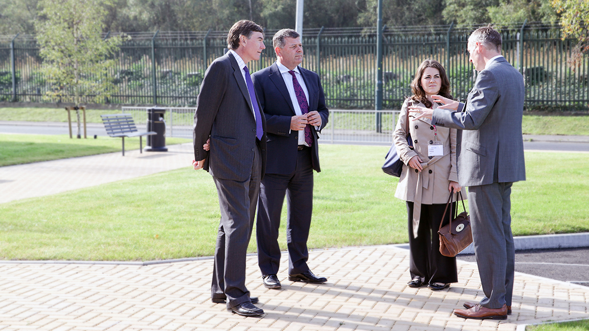 Defence Minister visits Glascoed