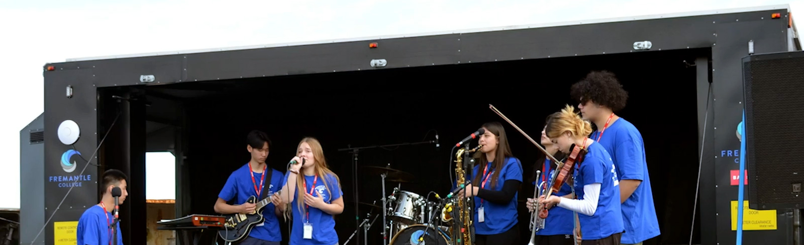Fremantle College performance at Henderson shipyard