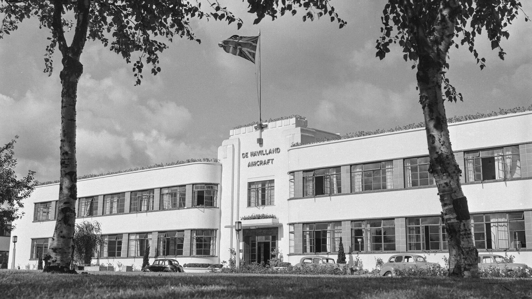 de Havilland Hatfield main admin block 24th August 1953