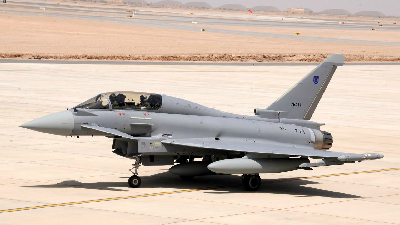 Eurofighter Typhoon landing on the runway in Oman 