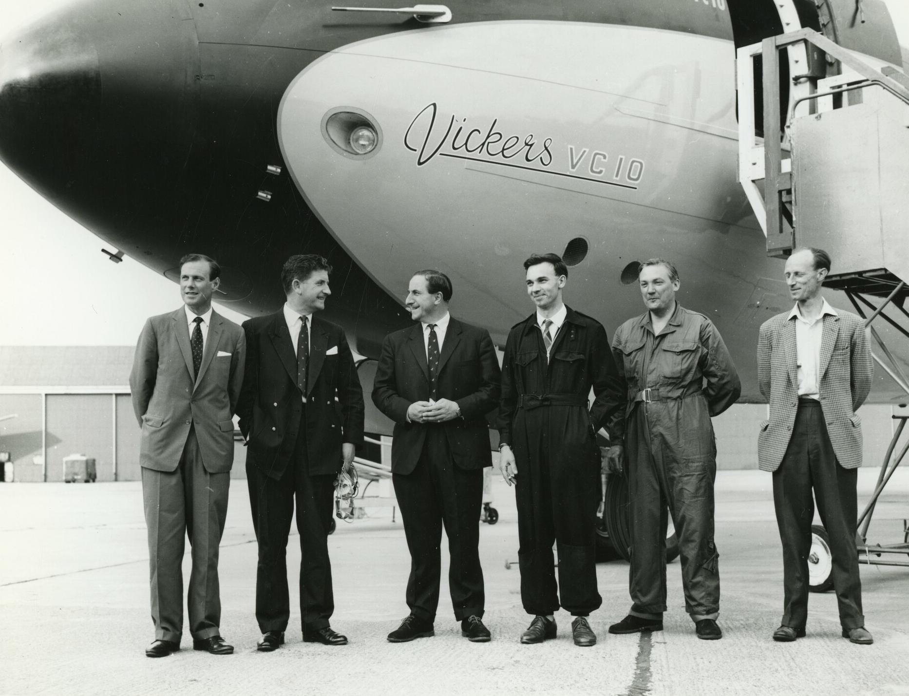 Vickers VC10 Prototype at Wisley after 1st Flight with Jock Bryce, Brian Trubshaw and test crew, 29th June 1962.