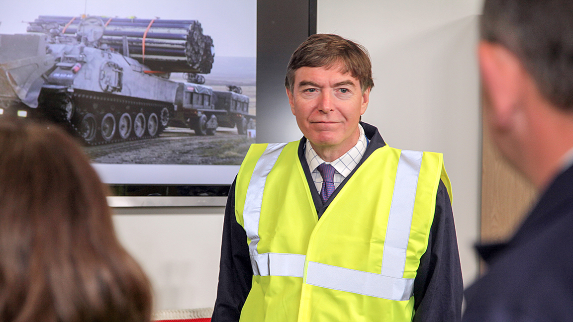 Defence Minister visits Glascoed