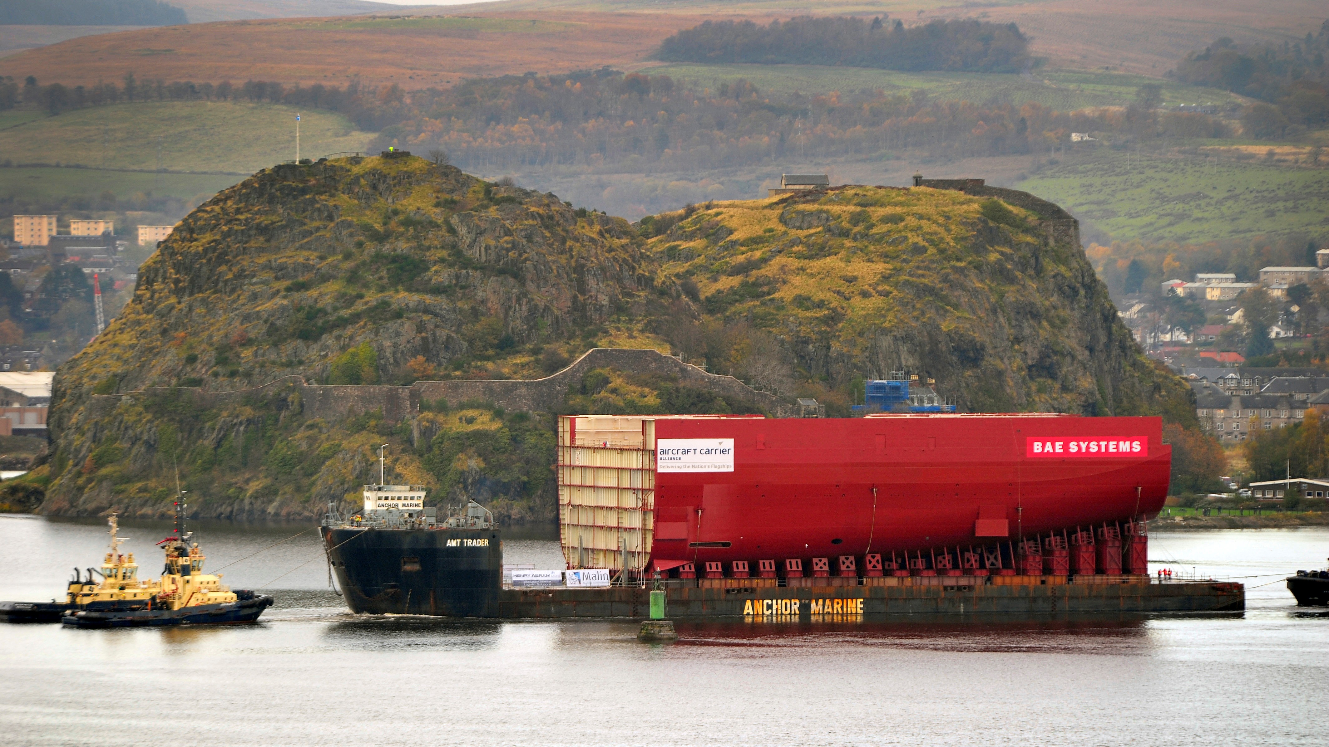 Lower Block 04 leaves Govan for Rosyth
