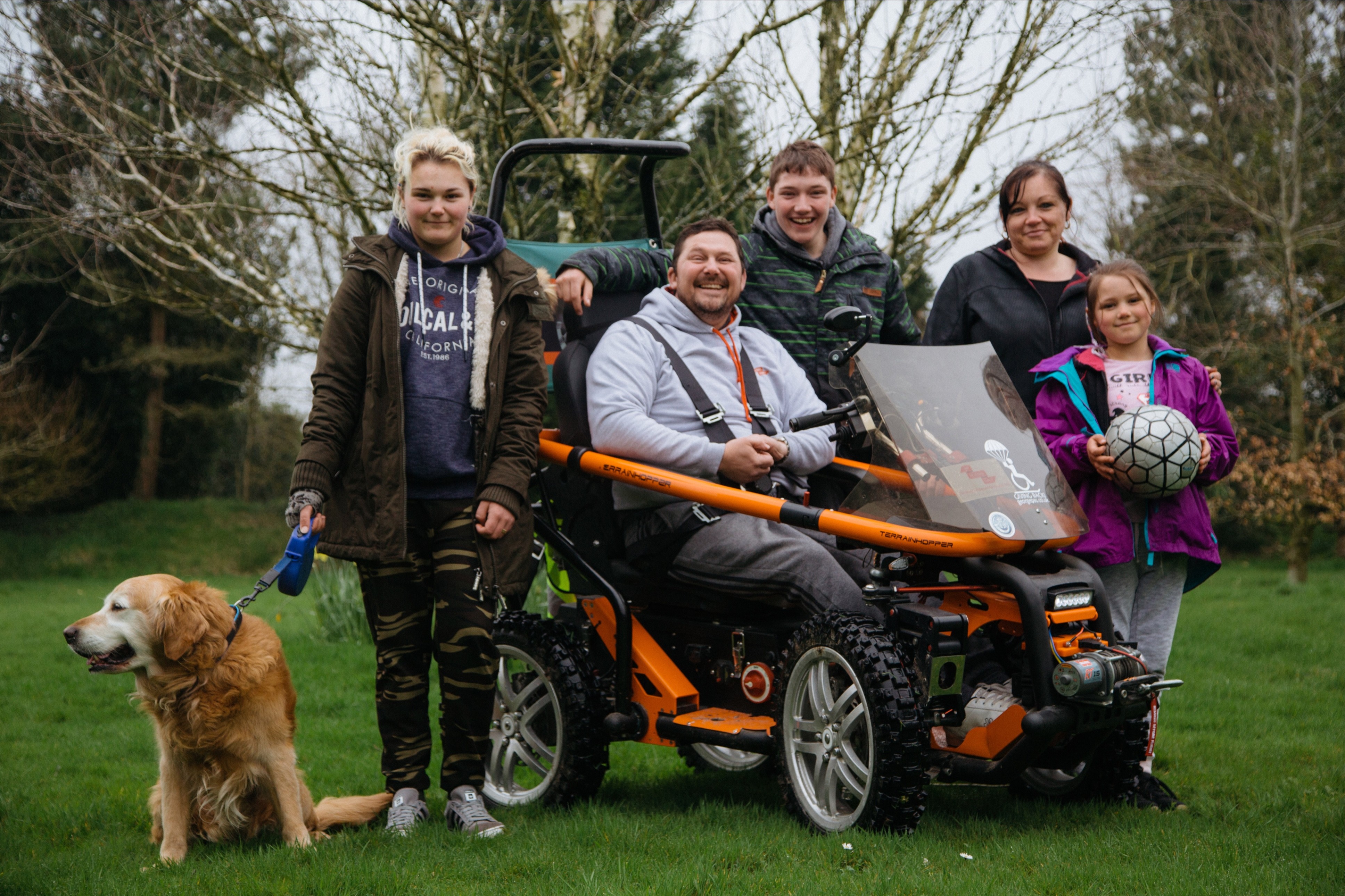 RS16190_ABF - ELWMvs7W4Ac49L4_hpr_charity