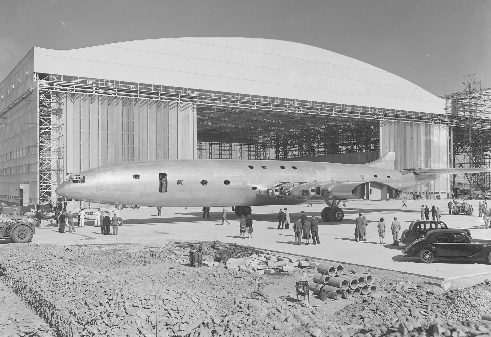 Bristol 167 Brabazon. Ground view of fuselage outside hangar at Filton, c. 1947.