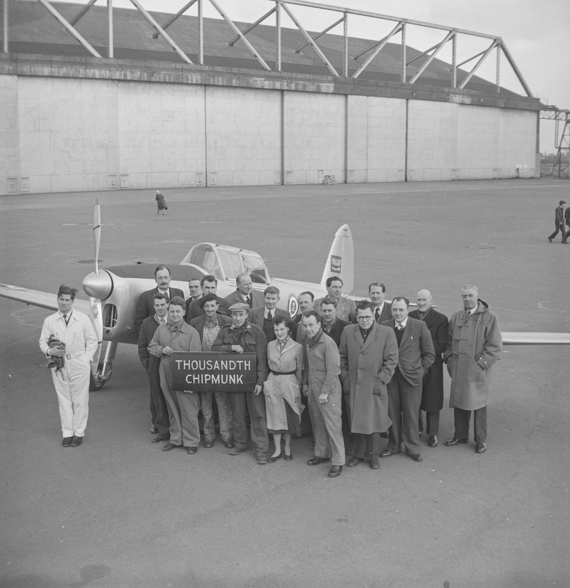 de Havilland Canada DHC-1 Chipmunk - 1,000th Chipmunk with workers.