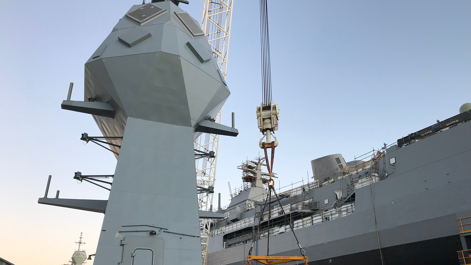 HMAS Anzac mast lift, September 2019