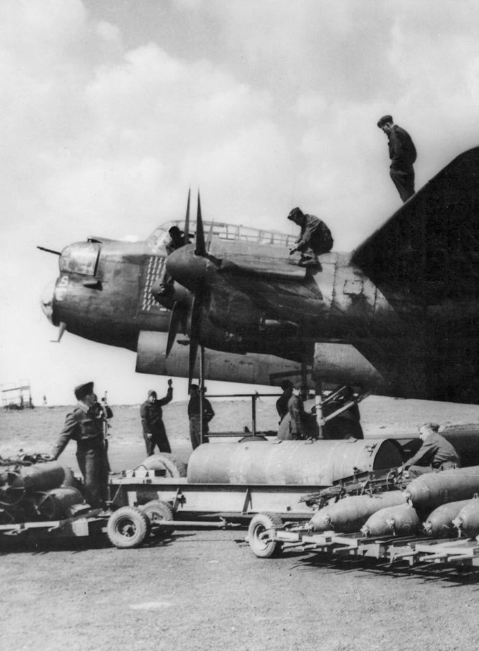Avro 683 Lancaster B1 'R5868 PO-S' ground view of bombing up