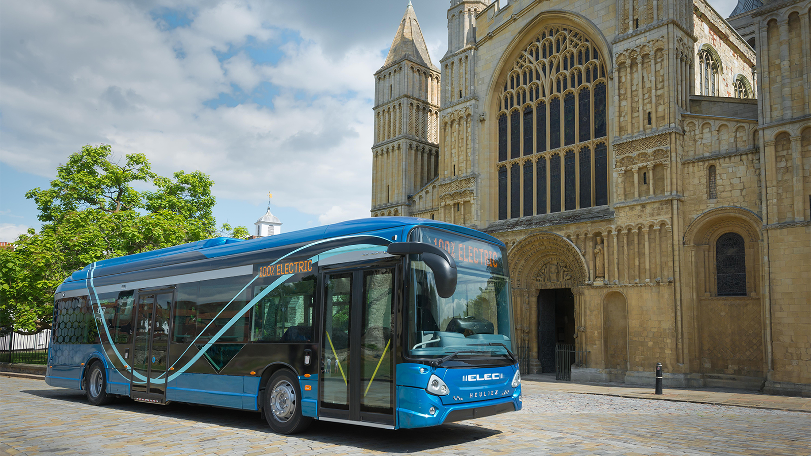 Transit buses using our Series-EV battery electric hybrid or hydrogen fuel cell electric propulsion and power systems produce zero emissions.