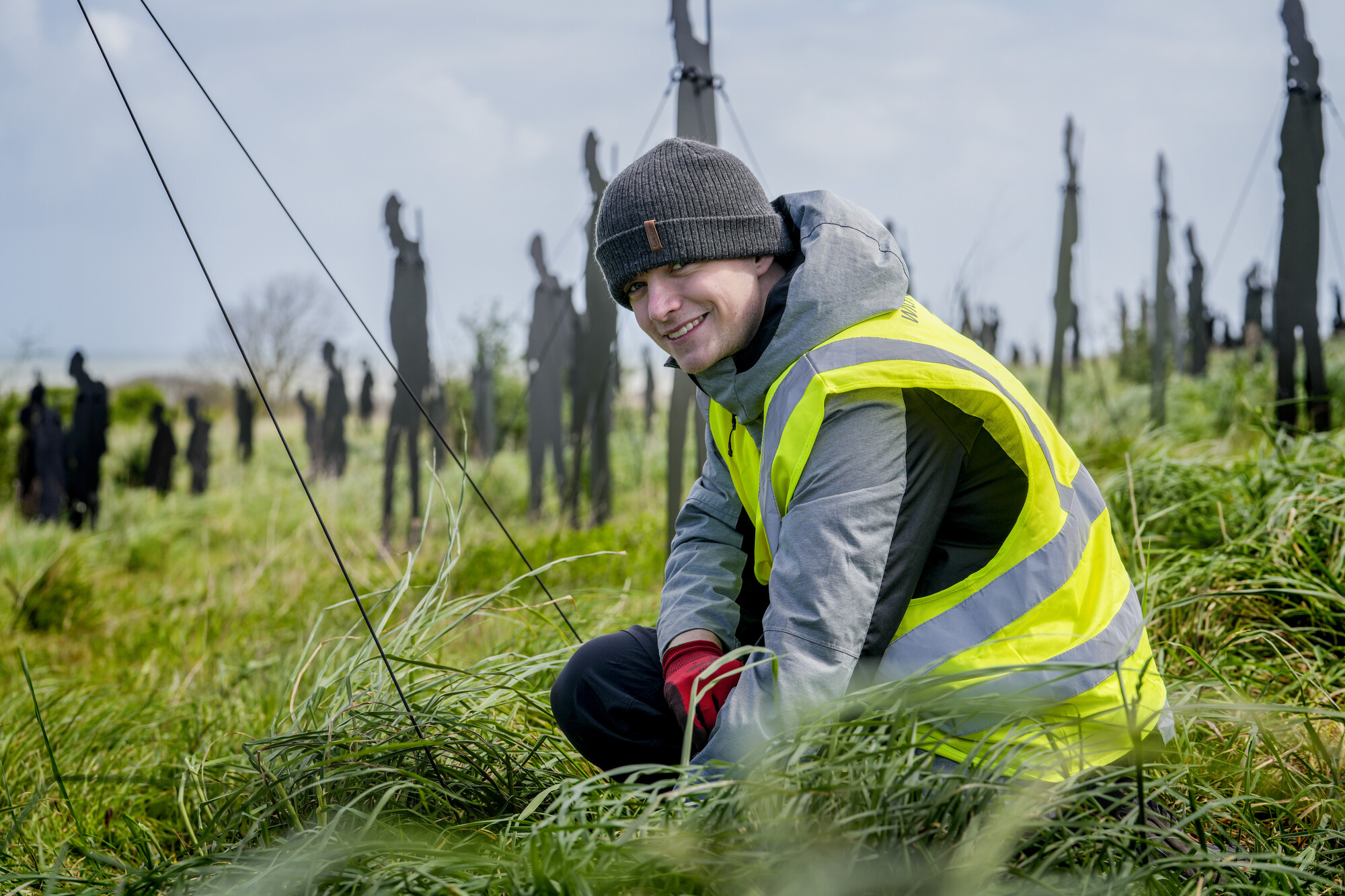 RS144415_DSC01081-BAE British Normandy Memorial 15-4-24 RT_lpr