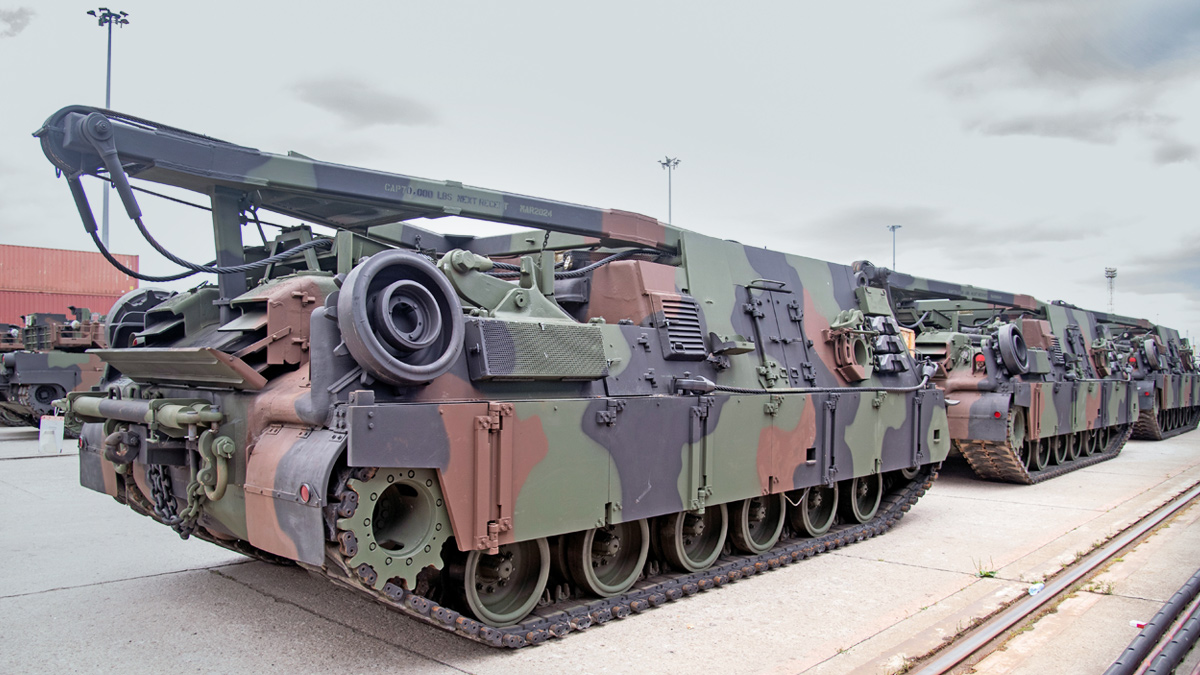 M88A2 armoured recovery vehicle