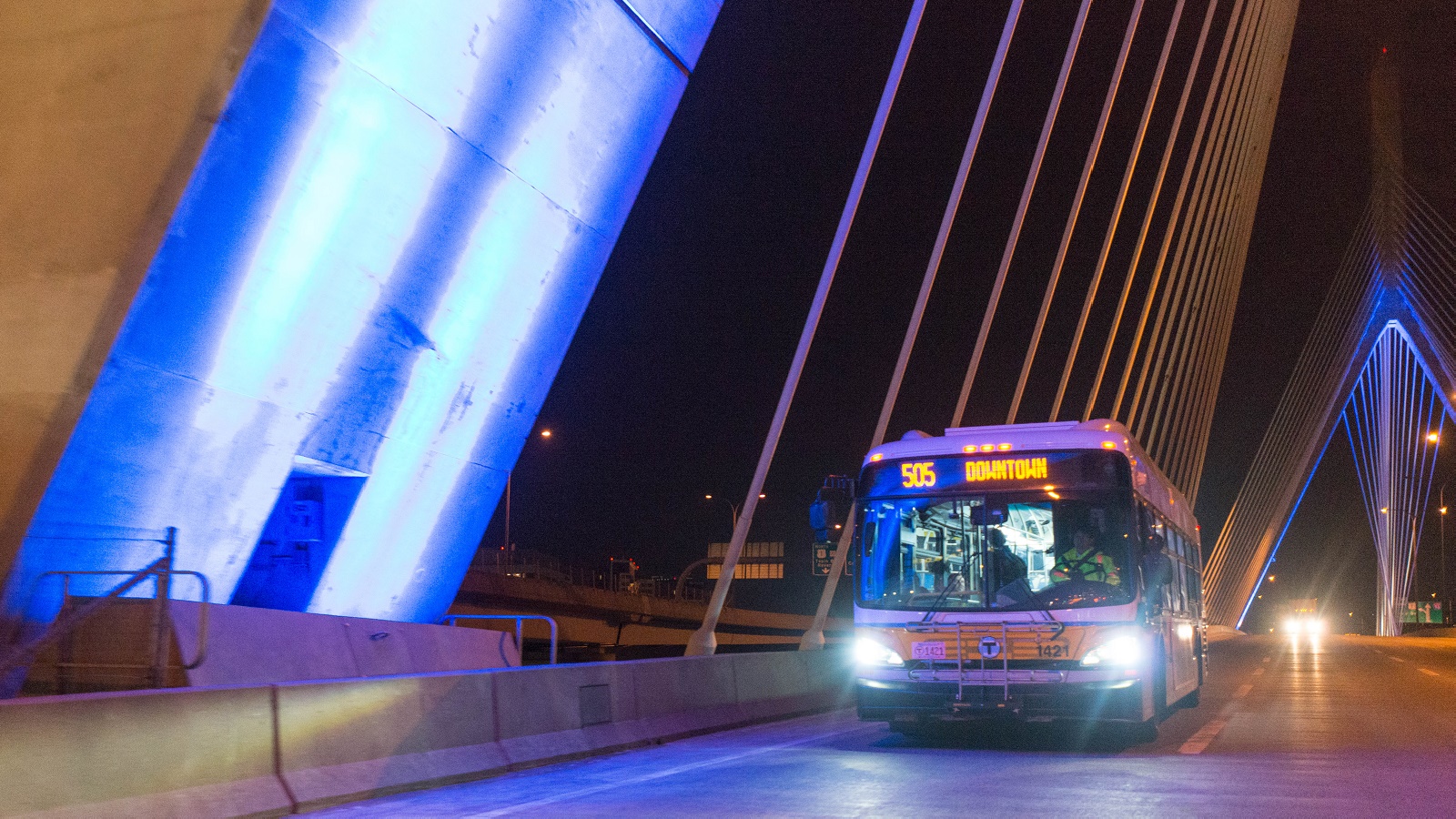 Transit bus systems around the globe are driving into the future with BAE Systems’ advanced Series-E & ER electric hybrid bus propulsion systems.