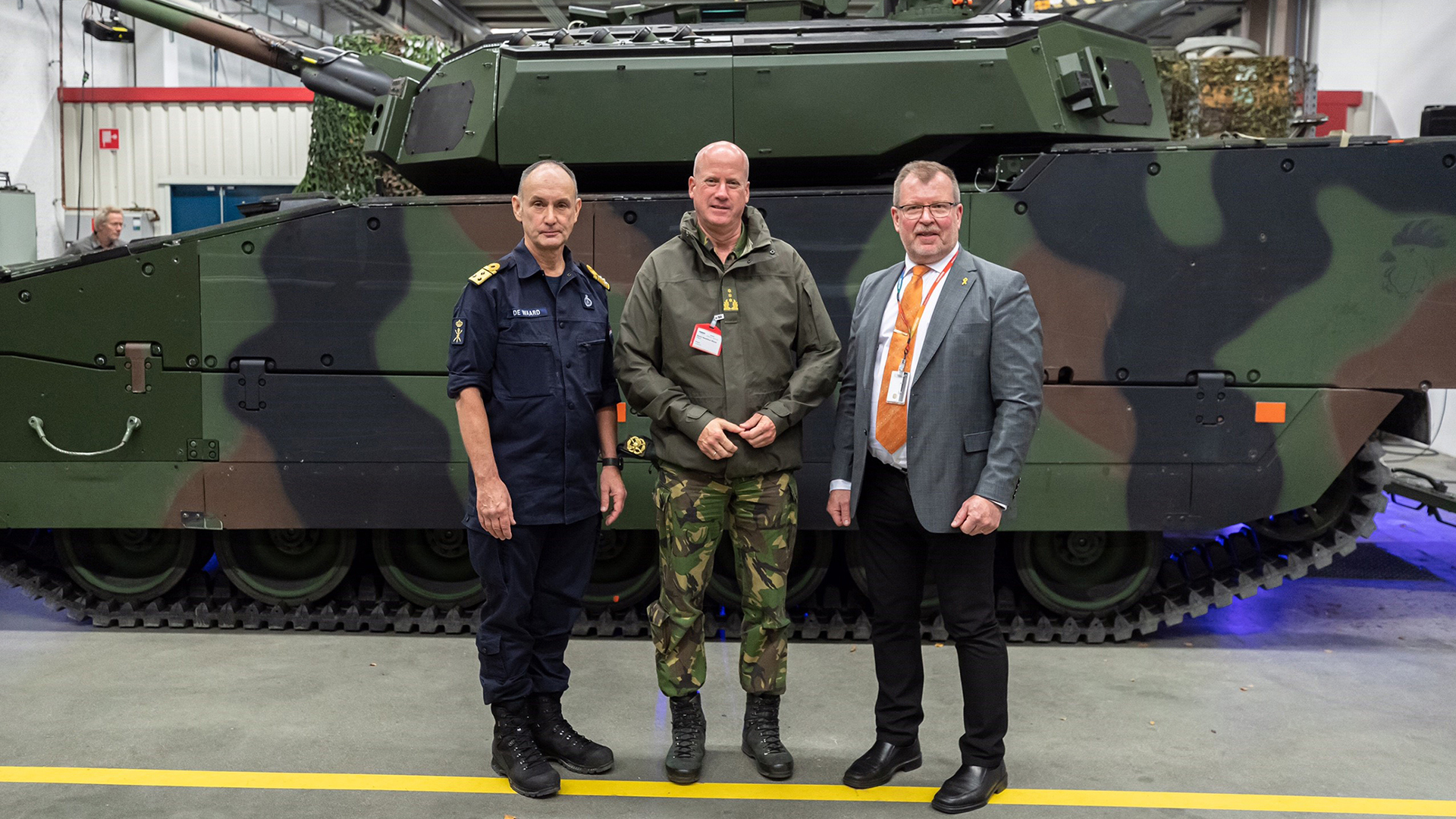 Netherlands Ministry of Defence. Left to right:  Vice Admiral Arie Jan de Waard, Director för Defensie Materieel Organisatie, Dutch Army Chief Martin Wijnen and BAE Systems Hägglunds GM Tommy Gustafsson-Rask.