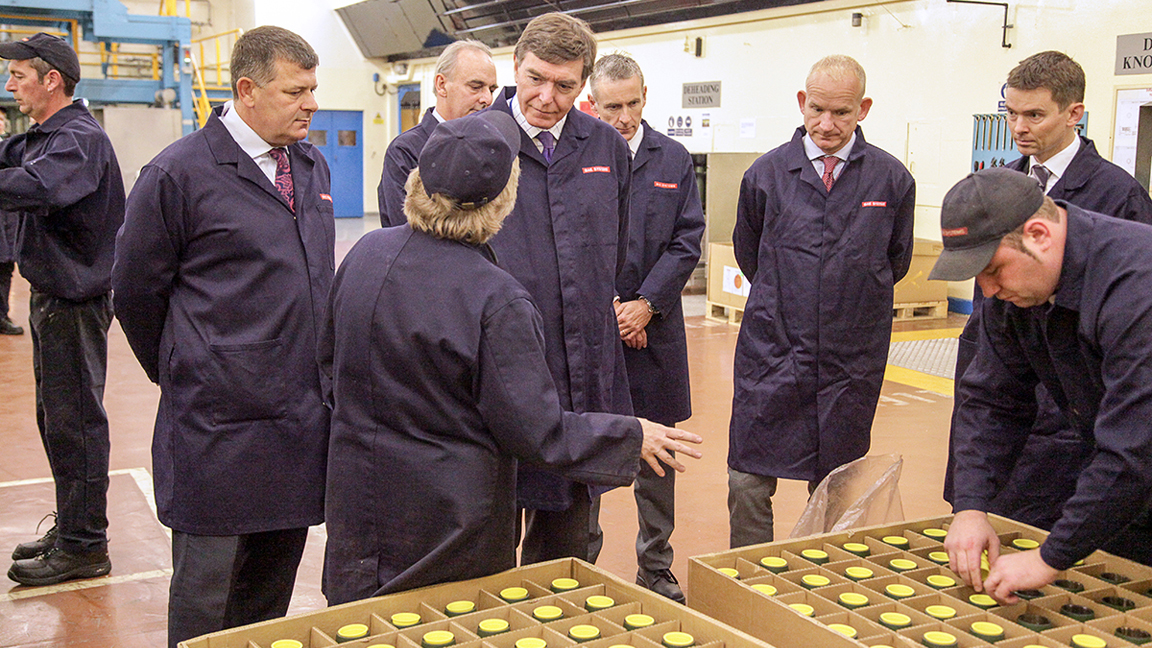 Defence Minister visits Glascoed