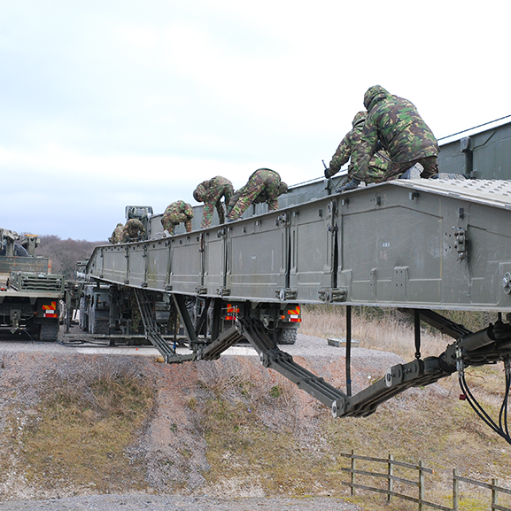 Soldiers training on a General Support Bridge © BAE Systems plc