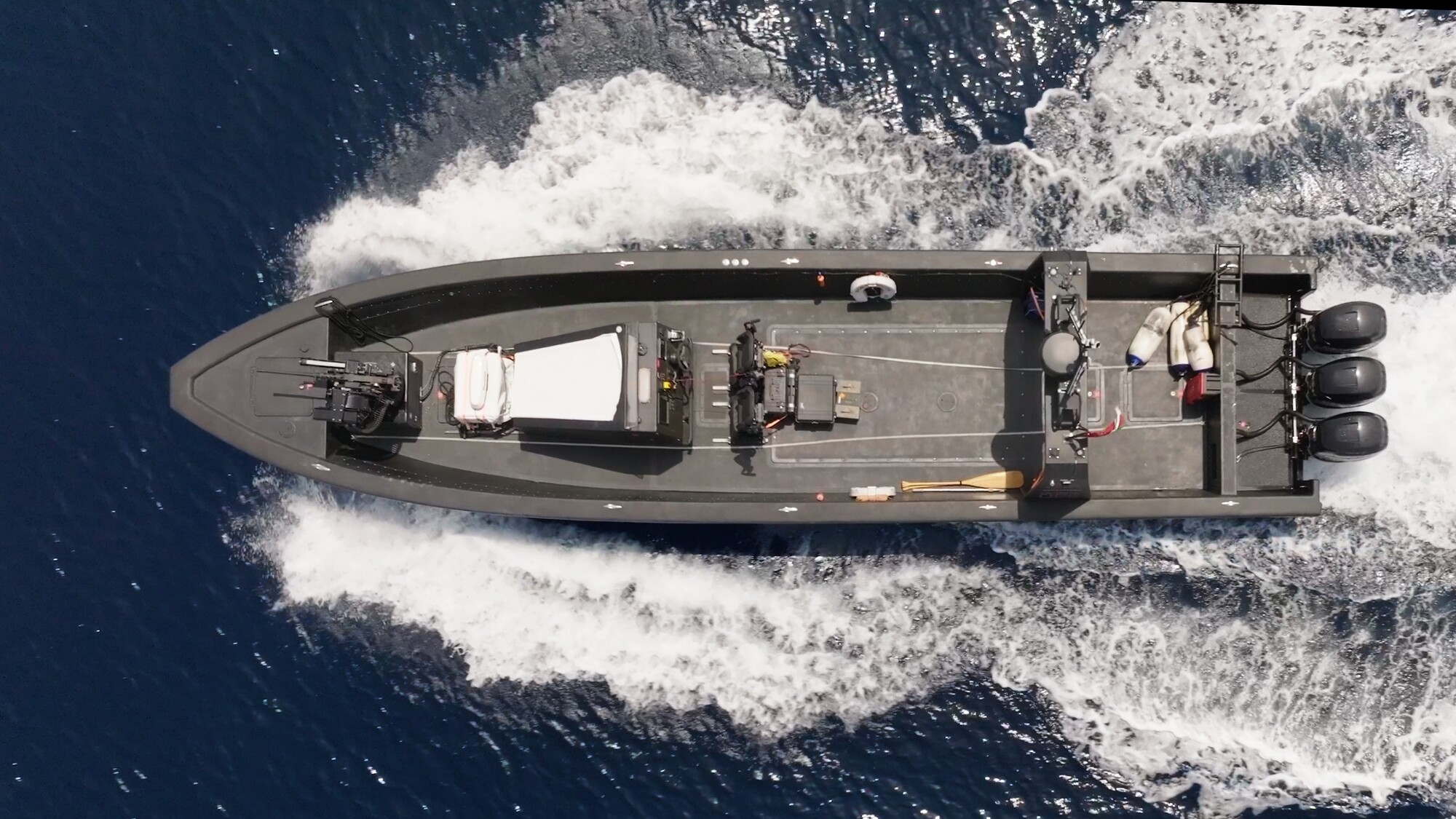 Nautomate P38, autonomous boat