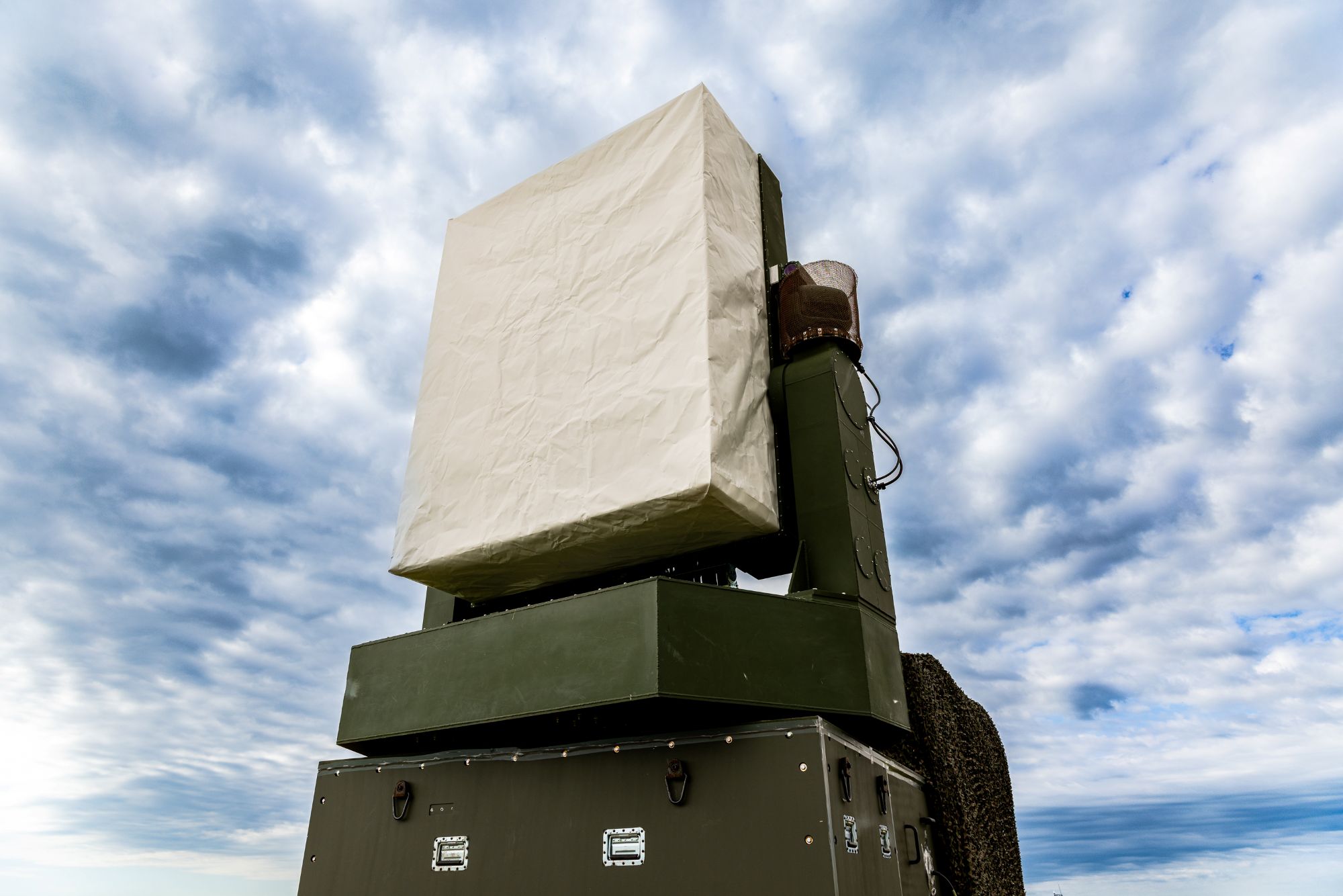 BAE Systems High Power Microwave - an infine defense directed energy solution