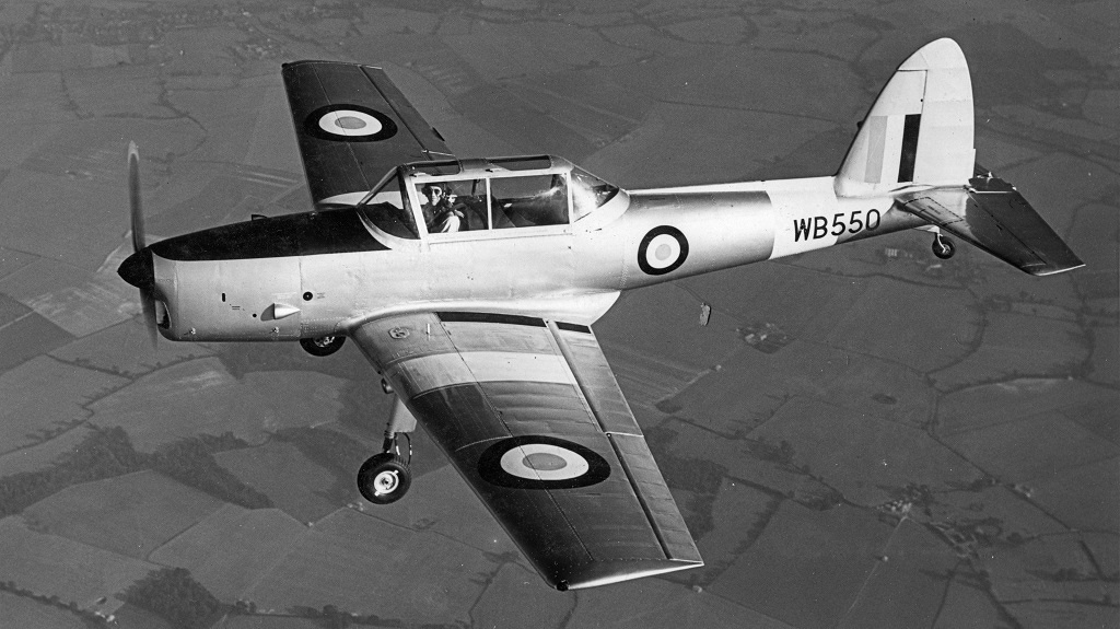 De Havilland Canada DHC-1 Chipmunk T.10 RAF air to air De Havilland Canada DHC-1 Chipmunk T.10 RAF air to air