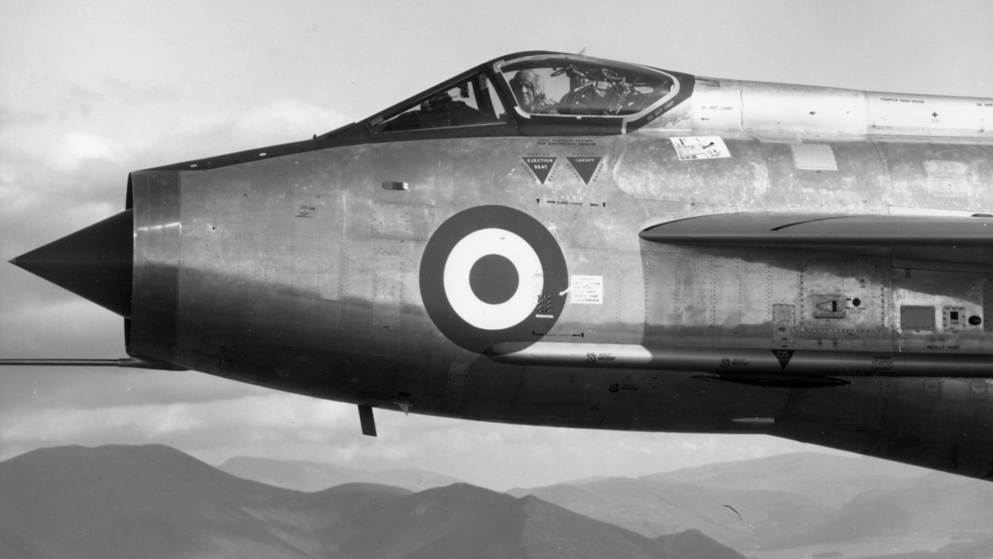 EE Lightning F.6 with Beamont at controls 1964 EE Lightning F.6 with Beamont at controls 1964