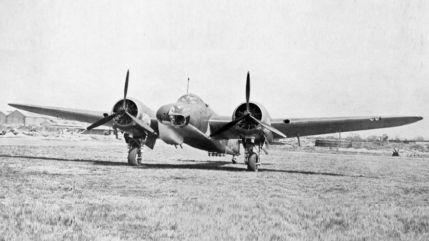 Bristol 160 Blenheim V showing the revised nose of the production aircraft Bristol 160 Blenheim V showing the revised nose of the production aircraft