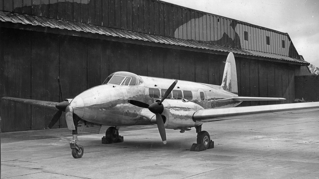 DH104 Dove prototype G-AGPJ on 24-09-1945 showing original fin shape DH104 Dove prototype G-AGPJ on 24-09-1945 showing original fin shape