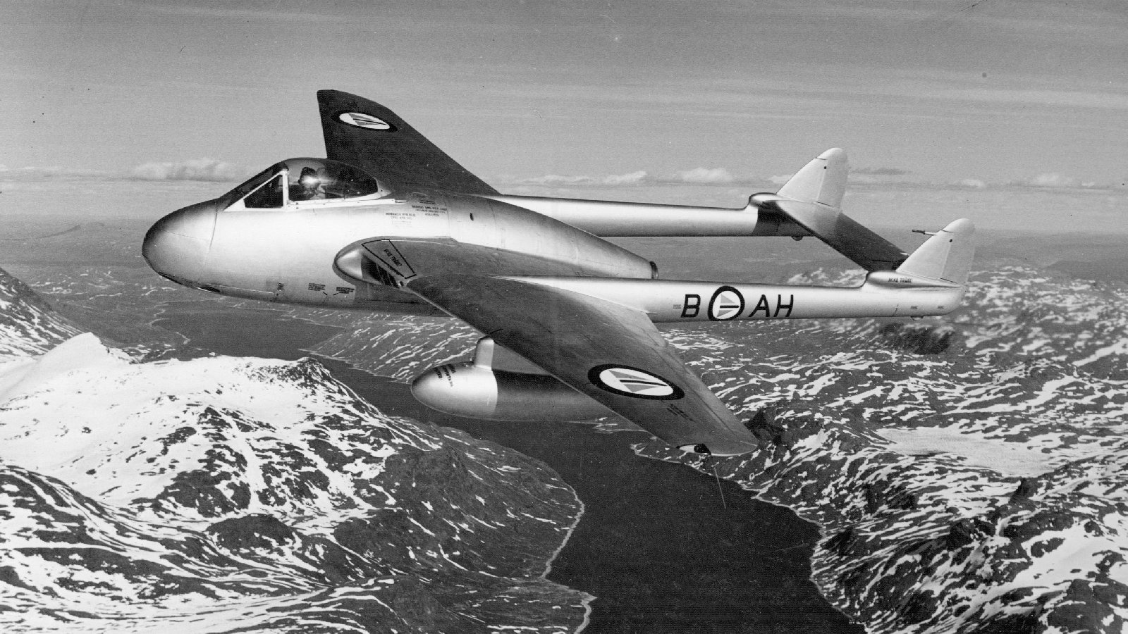 DH100 Vampire F.1 Norwegian Air Force over river DH100 Vampire F.1 Norwegian Air Force over river