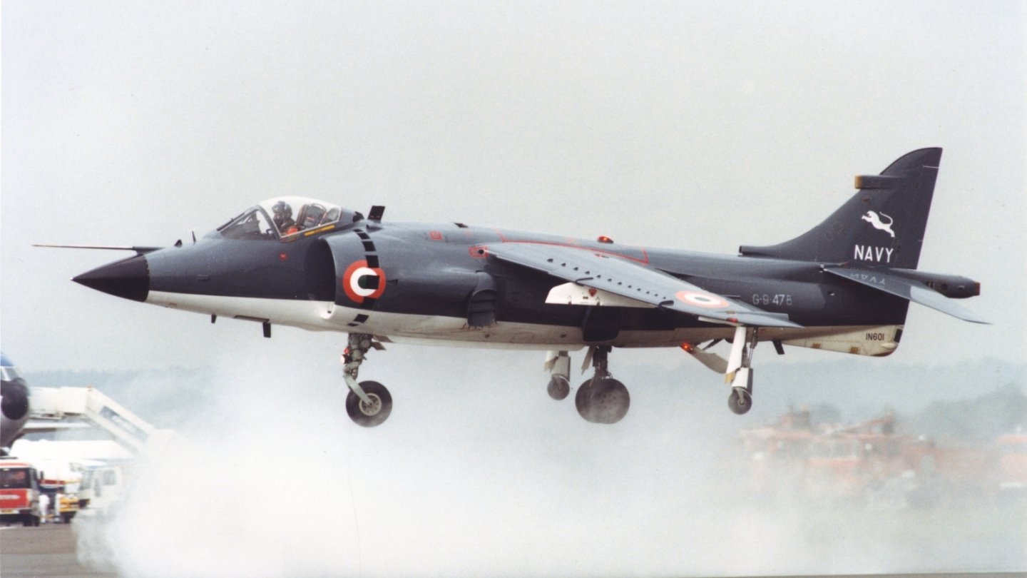 Hawker Sea Harrier FRS Mk51 Indian Navy (G-9-478) performing a controlled hover at Farnborough 1982 Hawker Sea Harrier FRS Mk51 Indian Navy (G-9-478) performing a controlled hover at Farnborough 1982