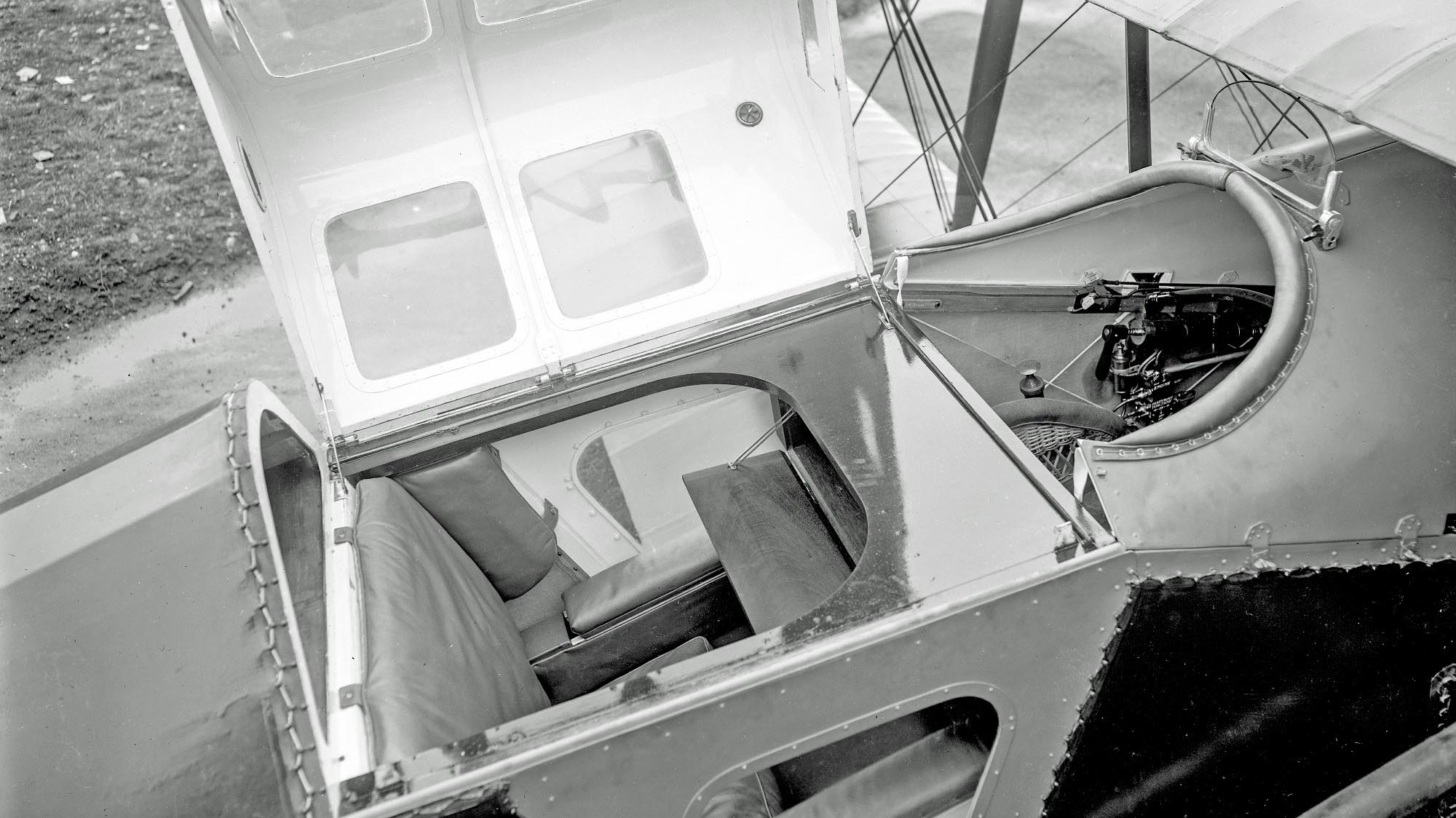 Bristol 27 Coupe passenger cockpit Bristol 27 Coupe passenger cockpit