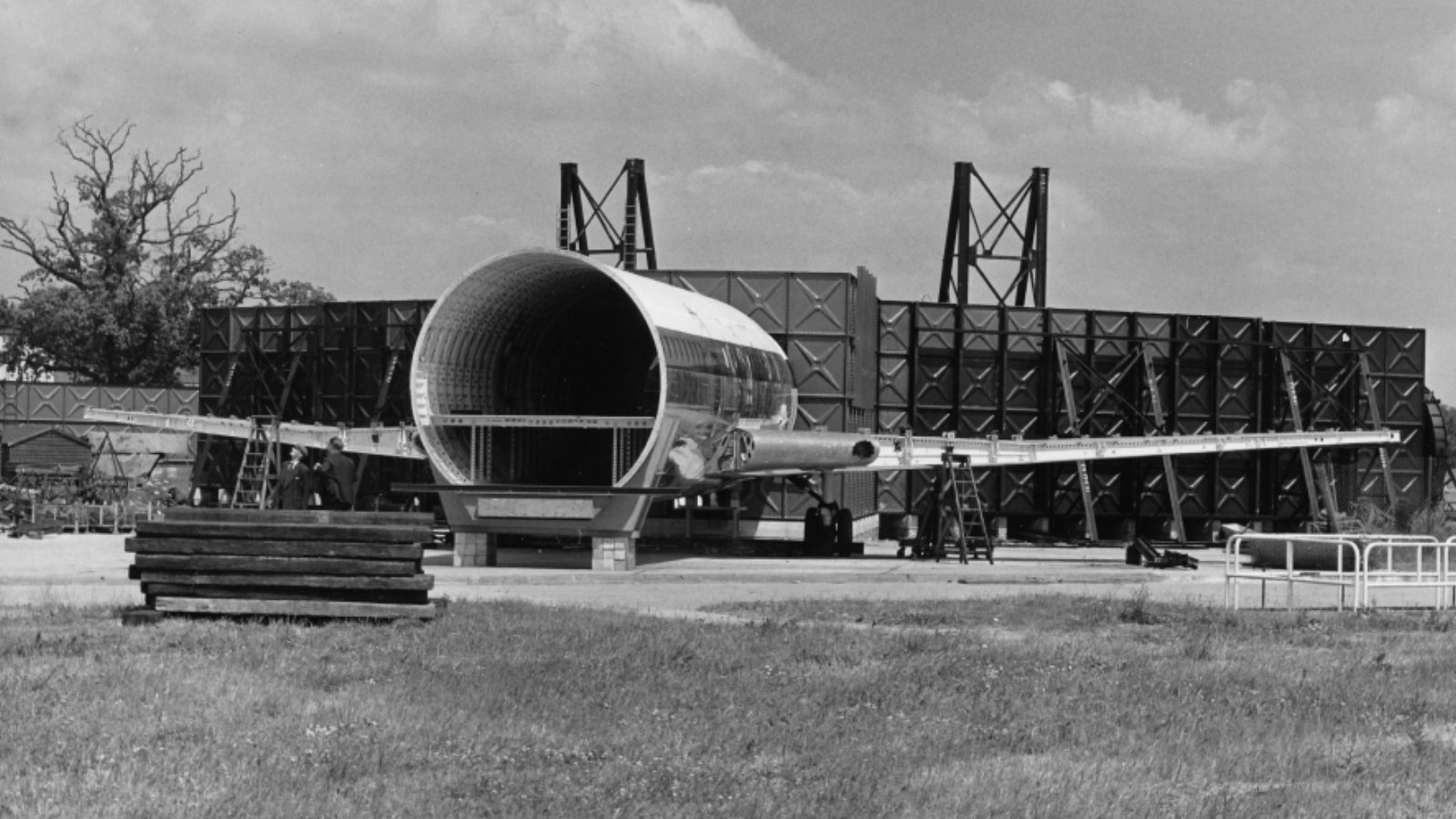 Hatfield Trident Structural Testing 1961 Hatfield Trident Structural Testing 1961