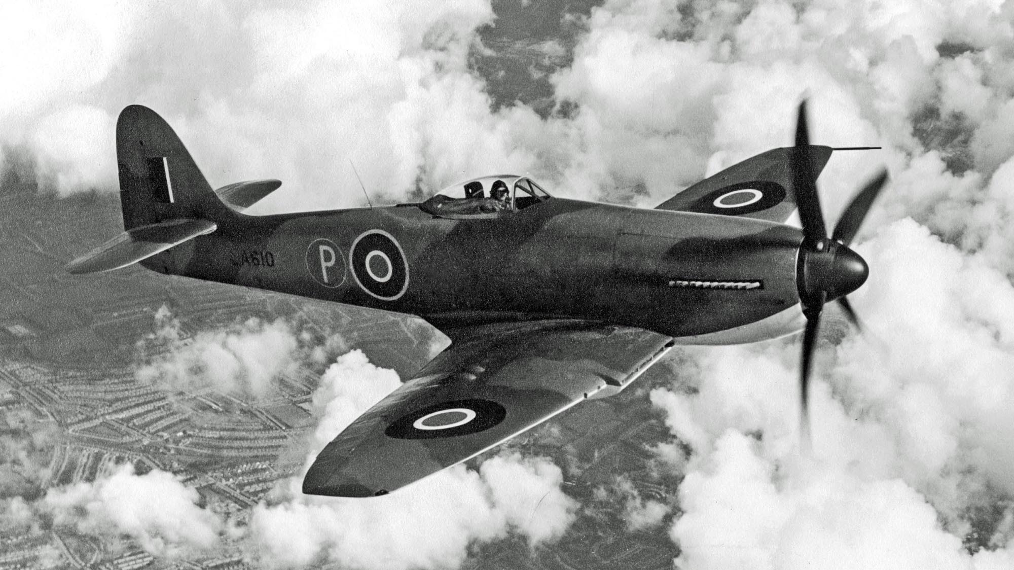 Hawker Fury LA610 Sabre air-air Hawker Fury LA610 Sabre air-air