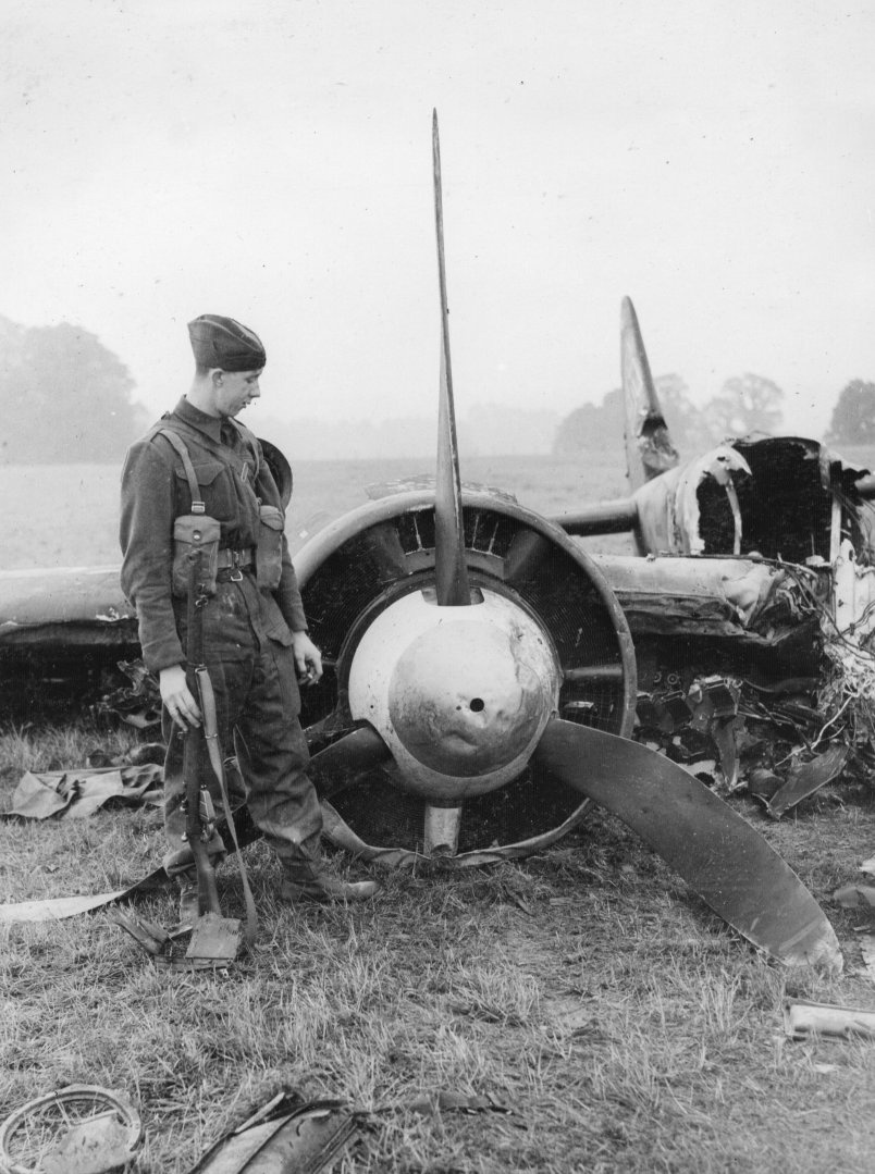 Hatfield Crashed Junkers 88 Hatfield Crashed Junkers 88