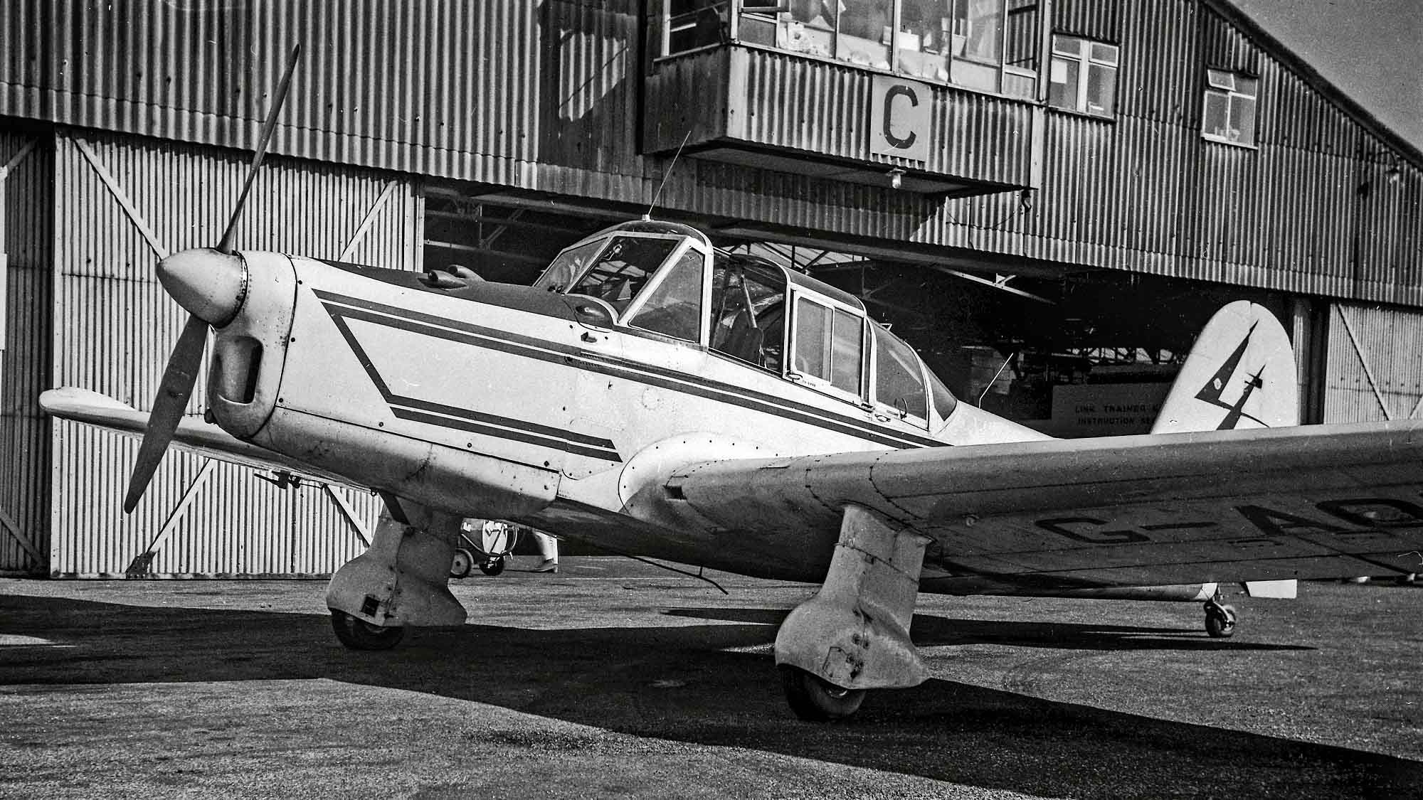 Percival Prentice G-AOLK Percival Prentice G-AOLK