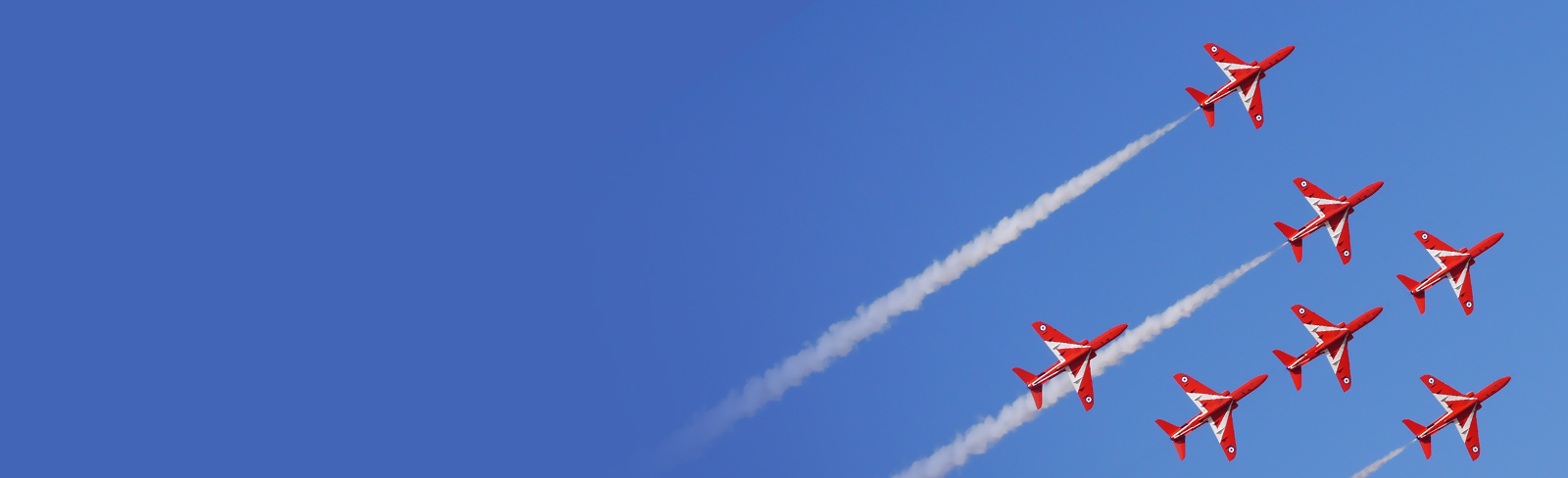 Red Arrows RAF display team