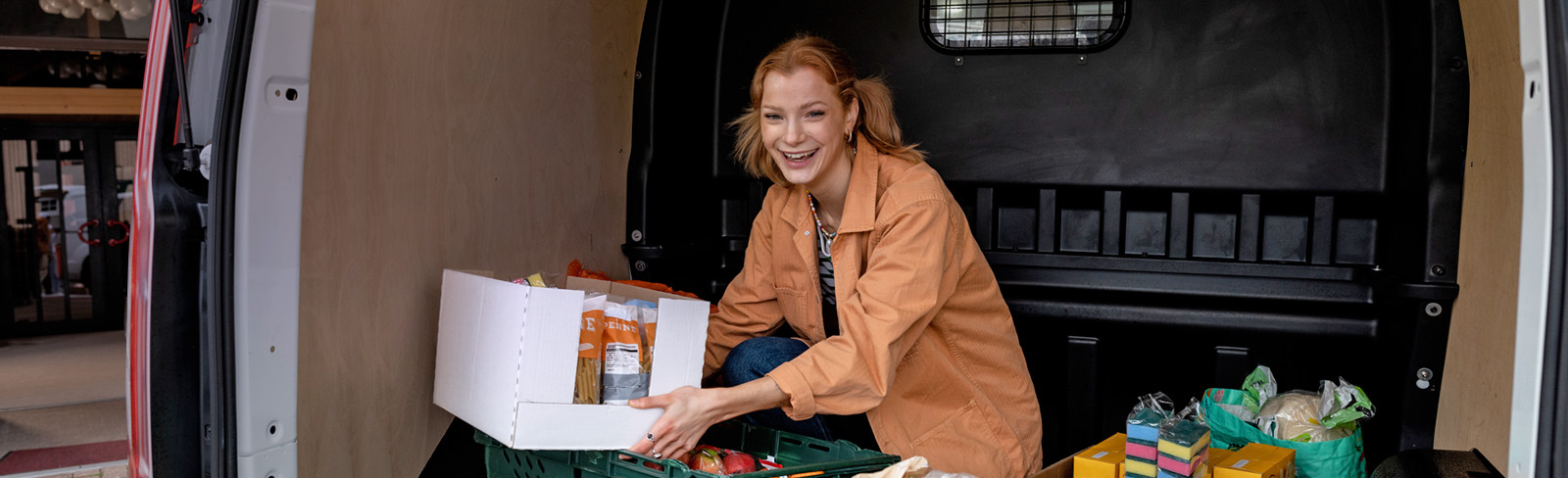 Image showing food bank volunteer